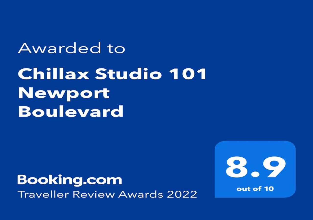 Chillax Studio 101 Newport Boulevard Manila Exterior foto